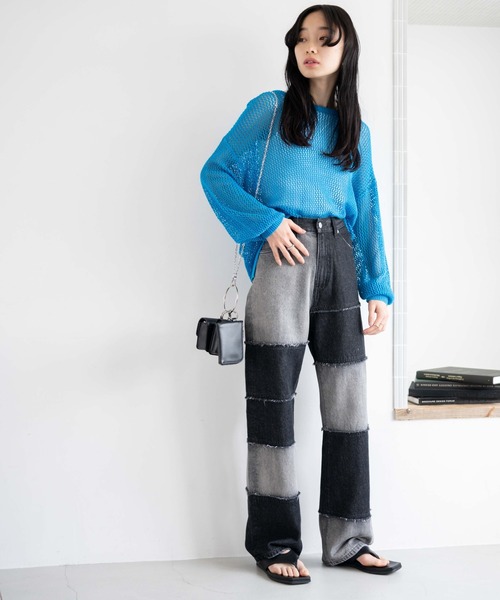 WEGO（ウィゴー）の「WEGO/パッチワークローライズデニムパンツ（デニムパンツ・レディース・インディゴブルー/ブラック・SMALL/MEDIUM）」の3枚目の写真