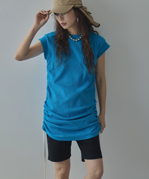 bohmal(ボマール)の「サイドドロストチュニックTシャツ(Tシャツ/カットソー・レディース・ホワイト/ブルー/グリーン・FREE)」の3枚目の写真