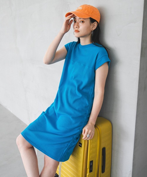 bohmal(ボマール)の「サイドドロストチュニックTシャツ(Tシャツ/カットソー・レディース・ホワイト/ブルー/グリーン・FREE)」の22枚目の写真