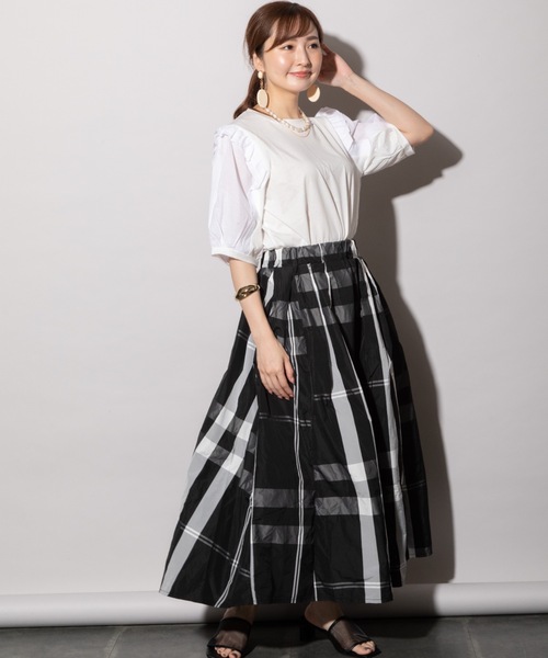 MHBG TOKYO(エムエイチビージートーキョー)の「肩フリル異素材ドッキングプルオーバー(Tシャツ/カットソー・レディース・ブラック/オフホワイト/チャコールグレー・FREE)」の21枚目の写真