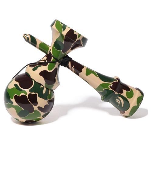 A BATHING APE（アベイシングエイプ）の「ABC CAMO KENDAMA M