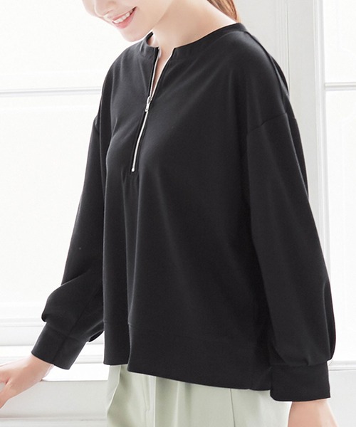 alotta(アロッタ)の「ポンチ素材ハーフジッププルオーバー(Tシャツ/カットソー・レディース・ブラック/ピンクベージュ/ホワイト・LL/3L/M/L)」の1枚目の写真