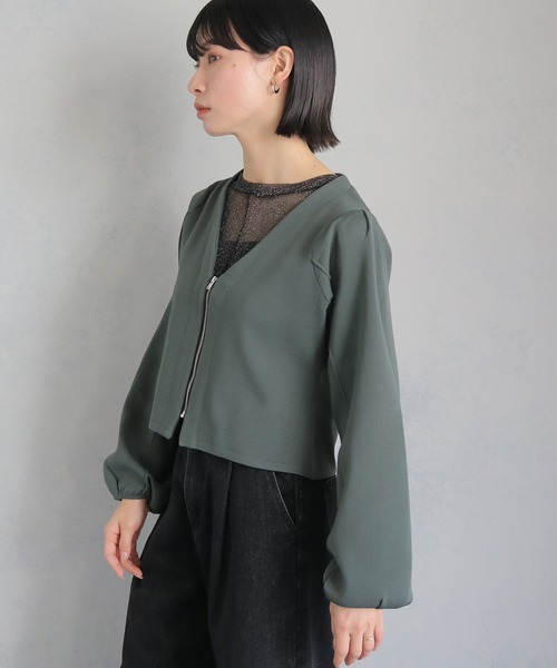 cheriella(シェリエラ)の「【cheriella】WEB限定ジップニットジャケット WEB LIMITED ZIP KNIT JACKET(ノーカラージャケット・レディース・カーキ/ダークグリーン/ブラック・M)」の11枚目の写真