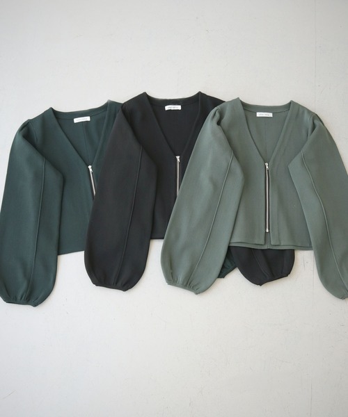cheriella(シェリエラ)の「【cheriella】WEB限定ジップニットジャケット WEB LIMITED ZIP KNIT JACKET(ノーカラージャケット・レディース・カーキ/ダークグリーン/ブラック・M)」の5枚目の写真