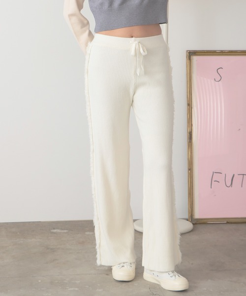 ROOPTOKYO（ループトウキョウ）の「フリンジラインニットパンツ（その他パンツ・レディース・ホワイト/ブラック/ベージュ・FREE）」の16枚目の写真