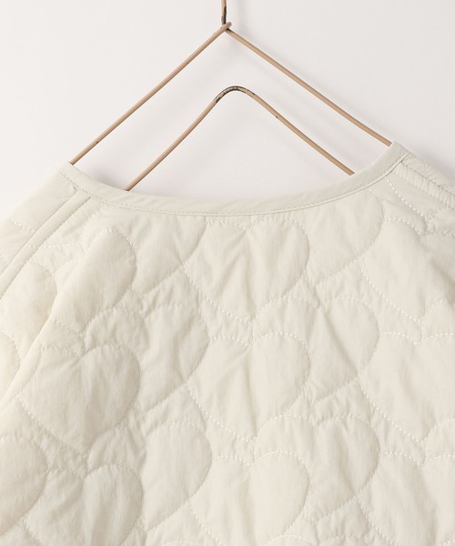 LOWRYS FARM（ローリーズファーム）の「ハートキルトブルゾン　969504（ナイロンジャケット・キッズ・アイボリー/ブラック・140cm/110cm/150cm/120cm/130cm）」の7枚目の写真