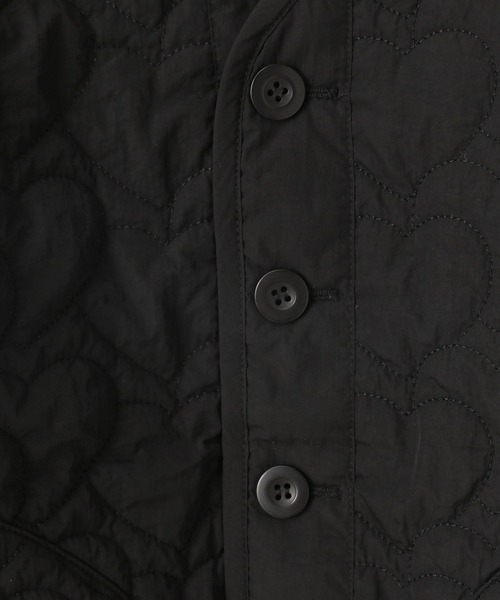 LOWRYS FARM（ローリーズファーム）の「ハートキルトブルゾン　969504（ナイロンジャケット・キッズ・アイボリー/ブラック・140cm/110cm/150cm/120cm/130cm）」の12枚目の写真