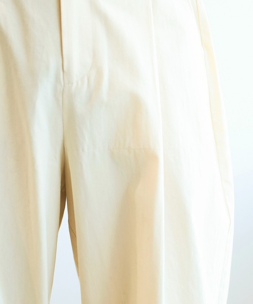 aimoha（アイモハ）の「aimoha men飾りステッチワイドパンツ（スラックス・メンズ・ブラック/ホワイト/ブラウン・MEDIUM/LARGE/X-LARGE）」の4枚目の写真