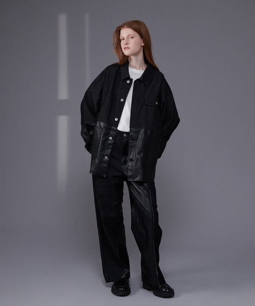 ONCILY（オンシェリー）の「【SET UP可能】BICOLOR DENIM JACKET / バイカラーデニムジャケット（デニムジャケット・メンズ・ブラック/インディゴブルー・MEDIUM/LARGE）」の5枚目の写真