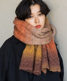 グラデーションニットマフラー