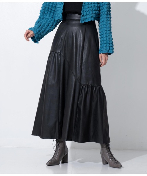Settimissimo（セッティミッシモ）の「レザータッチアシンメトリー切替ギャザースカート（スカート・レディース・ブラウン/ブラック・M）」の13枚目の写真