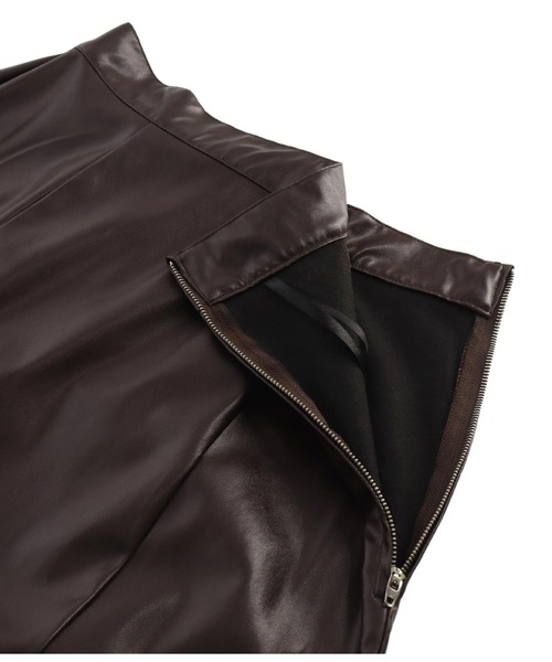 Settimissimo（セッティミッシモ）の「レザータッチアシンメトリー切替ギャザースカート（スカート・レディース・ブラウン/ブラック・M）」の19枚目の写真