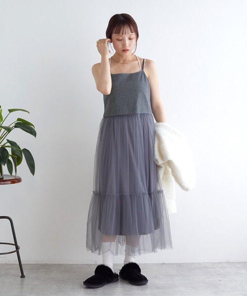 w closet（ダブルクローゼット）の「カット×チュールキャミワンピース（ワンピース・レディース・ブラック/キナリ/グレー・FREE）」の14枚目の写真