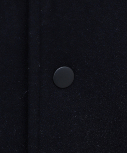 NBA(エヌビーエー)の「WEB限定【Off The Court by NBA】MeltonJacket(スタジャン・メンズ・ブラック/ネイビー・MEDIUM/LARGE)」の16枚目の写真