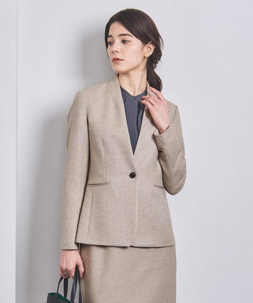 あやぼん様 ユナイテッドアローズ ノーカラーレザージャケット 羊革 ベージュ40 あやぼん様 ユナイテッドアローズ ノーカラーレザージャケット 羊革