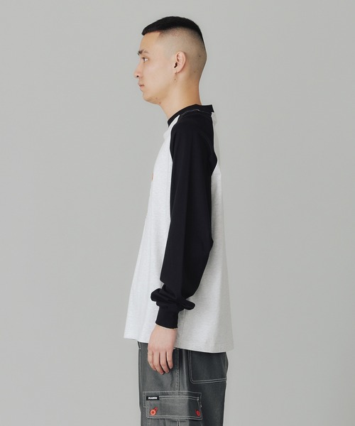 XLARGE(エクストララージ)の「FLAME RAGLAN L/S TEE(Tシャツ/カットソー・メンズ・ネイビー/レッド/ブラック・M/L/S/XL)」の11枚目の写真