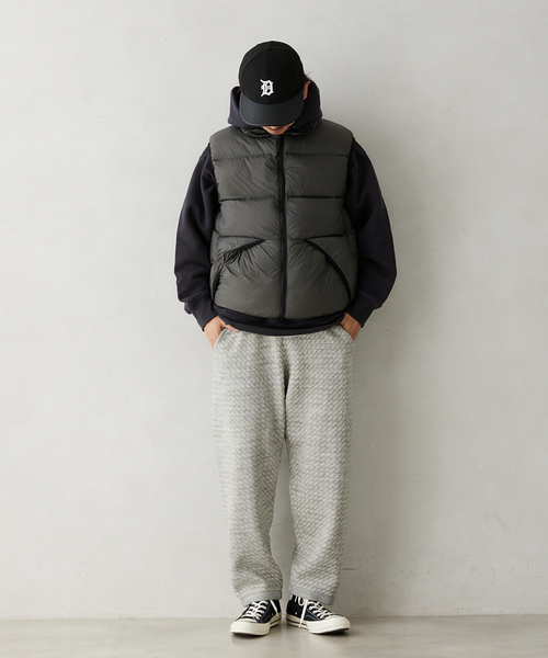 JOURNAL STANDARD relume(ジャーナルスタンダード レリューム)の「バーズアイ リブラインニットパンツ(その他パンツ・メンズ・グレー/ネイビー・LARGE/MEDIUM)」の16枚目の写真