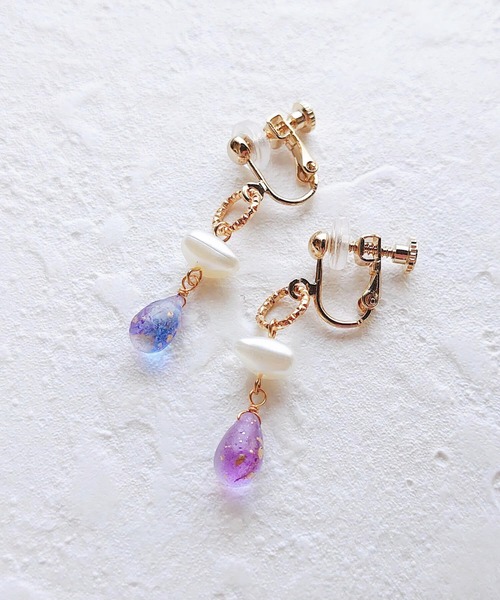 tone（トーン）の「【Cherie+Chambre】Baroque Pearl×Drop Beads Earring（イヤリング・レディース・ピンク/グリーン/パープル・FREE）」の9枚目の写真