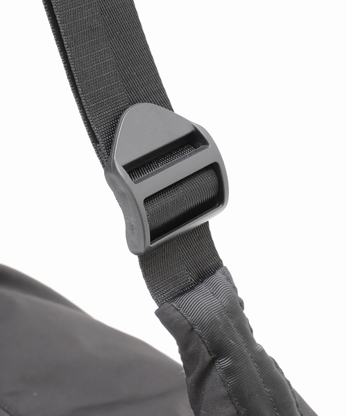 【最終値下げ】ARCS(アークス)メッセンジャーバッグ 最終値下げ】ARCS(アークス)メッセンジャーバッグ