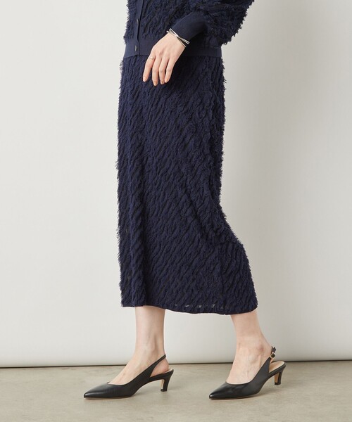 NOLLEY’S Sophi（ノーリーズソフィ）の「《手洗い可能》《セットアップ対応》ラメシアー斜めフリンジタイトニットスカート（スカート・レディース・ダークネイビー/シルバー・FREE）」の10枚目の写真