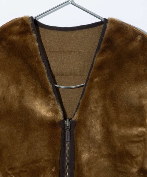 Barbour（バブアー）の「Barbour Warm Pile Waistcoat Zip-In Liner バブアー ライナーベスト ジレ ファーライナー フロントジップ（ベスト・レディース・ブラウン/ブラック・34/38/42/44/40）」の10枚目の写真