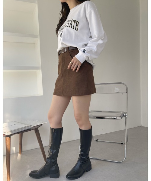 Ada.(エイダ)の「ベルト付き コーデュロイ ミニスカート(スカート・レディース・チャコール/ブラック/ブラウン・M/L)」の9枚目の写真