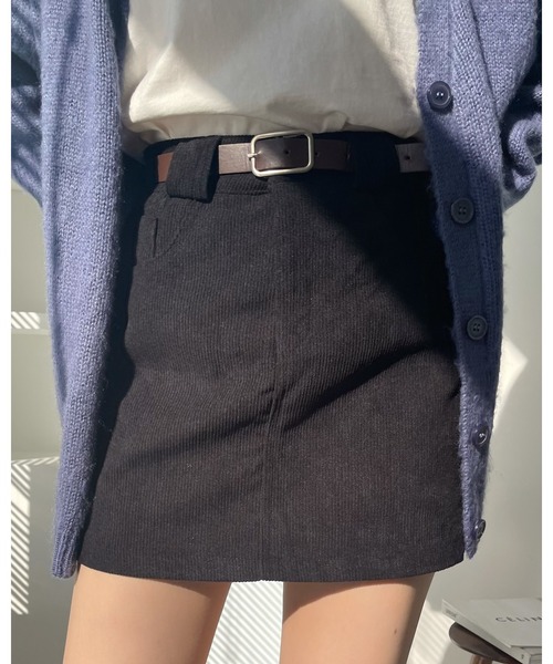 Ada.(エイダ)の「ベルト付き コーデュロイ ミニスカート(スカート・レディース・チャコール/ブラック/ブラウン・M/L)」の13枚目の写真