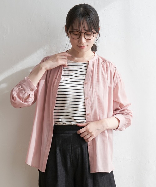 ikka(イッカ)の「バックリボンシアブラウス(シャツ/ブラウス・レディース・ベージュ/スカイブルー/オフホワイト/チャコールグレー/マジェンタ・M/L/S)」の5枚目の写真