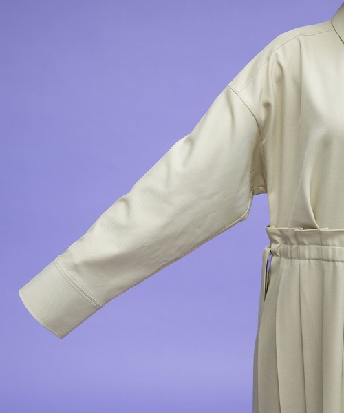 KBF(ケイビーエフ)の「プリーツドッキングワンピース(ワンピース・レディース・チャコールグレー/グリーン系その他・36/38)」の5枚目の写真