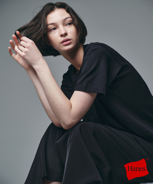 HANES（ヘインズ）の「”2枚セット”【HANES / ヘインズ】別注 2パックオーガニックコットンTシャツ（Tシャツ/カットソー・メンズ・ネイビー/ホワイト系その他/ホワイト/ブラック・MEDIUM/SMALL/X-LARGE/LARGE）」の3枚目の写真