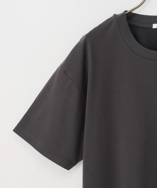 Honeys（ハニーズ）の「きれいめＴシャツ（Tシャツ/カットソー・レディース・イエロー/グリーン/オフホワイト/ブラック/スミクロ/グレイッシュベージュ/ダークブルー/モカ・LL/3L/SS/S/M/L）」の10枚目の写真