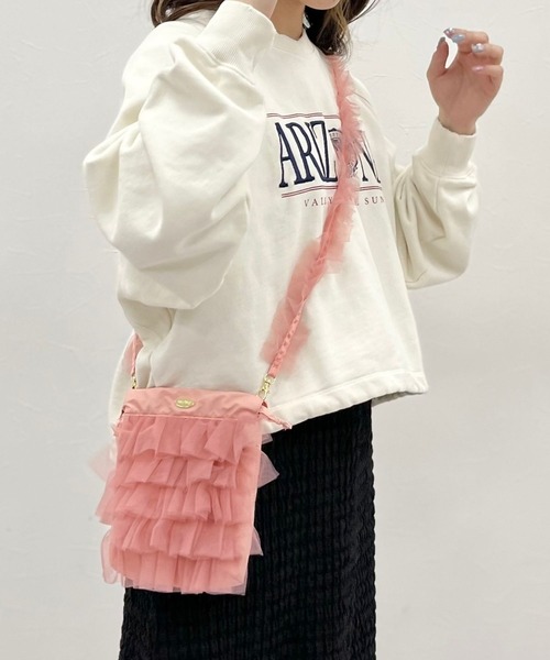 tiny tiny（ティニーティニー）の「チュールフリルチェーンショルダーバッグ[tiny tiny(ティニーティニー)]（ショルダーバッグ・レディース・ブラック/アイボリー/ピンク/グレー/レッド・0）」の4枚目の写真