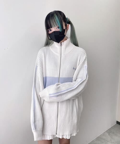 Whinny（ホワイニー）の「Whinny/papaのニット（カーディガン