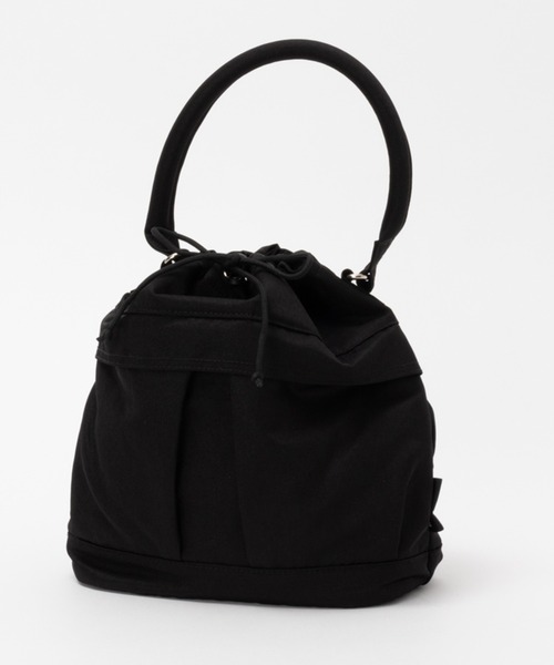 HusHusH（ハッシュアッシュ）の「HusHusH ハッシュアッシュ ヘルメット巾着（ショルダーバッグ・レディース・ピンク/アイボリー/ブラック/ブルー・フリー）」の2枚目の写真