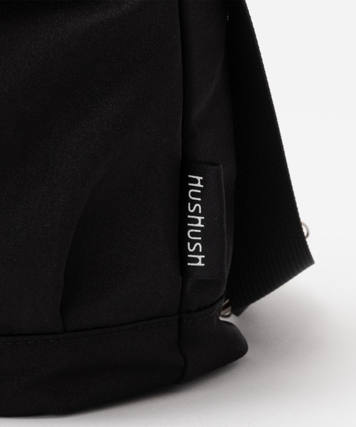 HusHusH（ハッシュアッシュ）の「HusHusH ハッシュアッシュ ヘルメット巾着（ショルダーバッグ・レディース・ピンク/アイボリー/ブラック/ブルー・フリー）」の11枚目の写真