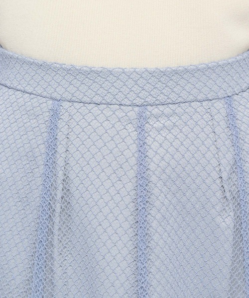 mysty woman(ミスティウーマン)の「メッシュエスカルゴスカート 124761(スカート・レディース・ブラック/ブルー/アイボリー・FREE)」の16枚目の写真