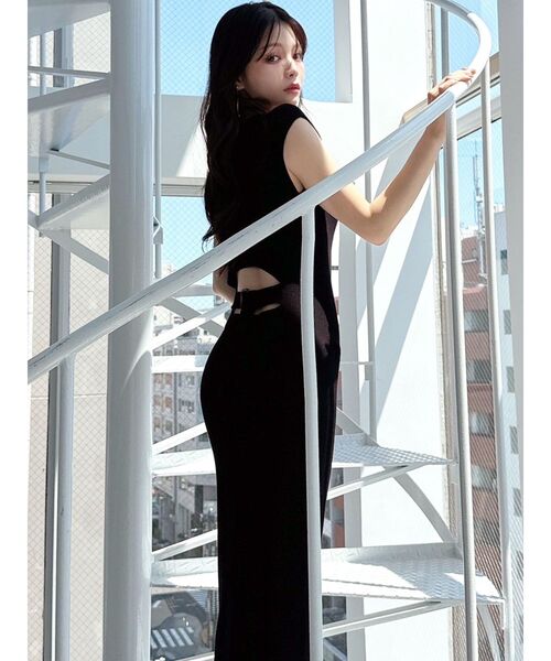 RESEXXY（リゼクシー）の「バックオープンニットワンピース【セットアップ着用可能】（ワンピース・レディース・ブラック/レッド/その他1/ブルー・FREE）」の17枚目の写真