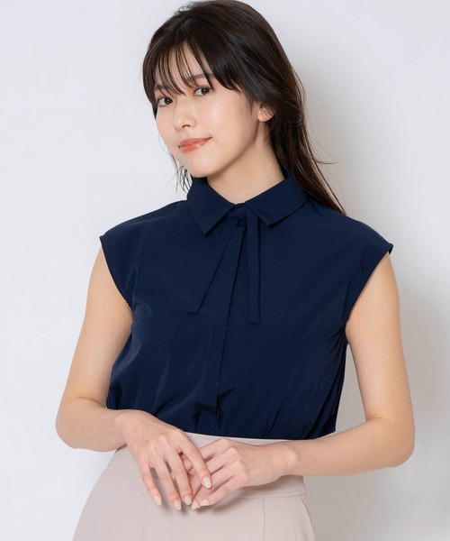 NOELA(ノエラ)の「リボンクロップドブラウス(シャツ/ブラウス・レディース・ネイビー/ベージュ/サックスブルー/オフホワイト・フリー)」の3枚目の写真