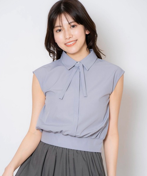 NOELA(ノエラ)の「リボンクロップドブラウス(シャツ/ブラウス・レディース・ネイビー/ベージュ/サックスブルー/オフホワイト・フリー)」の4枚目の写真