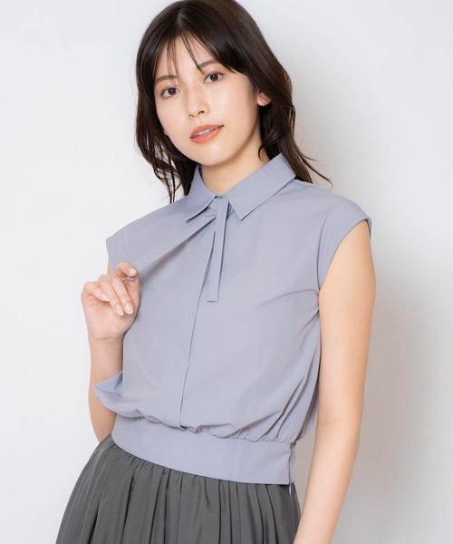NOELA(ノエラ)の「リボンクロップドブラウス(シャツ/ブラウス・レディース・ネイビー/ベージュ/サックスブルー/オフホワイト・フリー)」の8枚目の写真