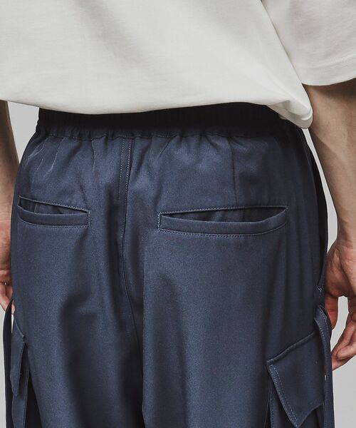 tk.TAKEO KIKUCHI（ティーケータケオキクチ）の「◆テクニカルカーゴパンツ（その他パンツ・メンズ・チャコールグレー/ブラック/ライトベージュ・02/03）」の9枚目の写真