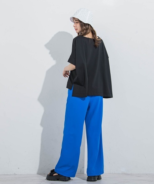 VICKY(ビッキー)の「【着回し抜群】オーバーサイズTシャツ≪洗濯機で洗える≫(Tシャツ/カットソー・レディース・ブラック/ホワイト・M)」の19枚目の写真