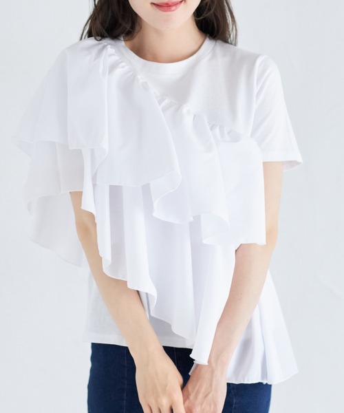 tocco closet(トッコ クローゼット)の「ブロードフリルアシメントリープルオーバー(Tシャツ/カットソー・レディース・ブラック/オフホワイト・M)」の1枚目の写真