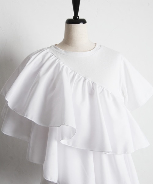 tocco closet(トッコ クローゼット)の「ブロードフリルアシメントリープルオーバー(Tシャツ/カットソー・レディース・ブラック/オフホワイト・M)」の20枚目の写真