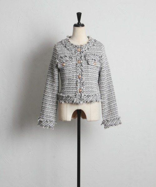 tocco closet（トッコ　クローゼット）の「ゴールド釦フリンジミックスツイードジャケット（ノーカラージャケット・レディース・ブラック/サックスブルー/アイボリー/ピンク・M）」の7枚目の写真