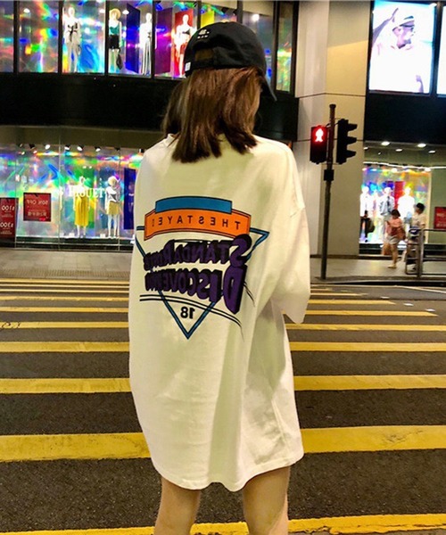 Teem Store(チームストア)の「オーバーシルエット BIGロゴプリント Tシャツ(Tシャツ/カットソー・レディース・ホワイト/ブラック・M/XL/L)」の7枚目の写真
