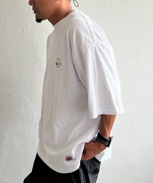 NO NEED(ノーニード)の「【NUTMEG/ナツメグ】N.Y.Cプリント 7.0oz ヘビーウェイトBIG Tシャツ(Tシャツ/カットソー・メンズ・ブラック/ホワイト/ネイビー・LL/L/M)」の1枚目の写真