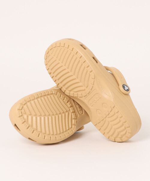 【crocs】 クロックス CLASSIC WHEAT 国内発送 crocs】 クロックス CLASSIC WHEAT 国内発送
