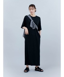 YORT（ヨート）の「ラウンドネックワンピース（ワンピース）」