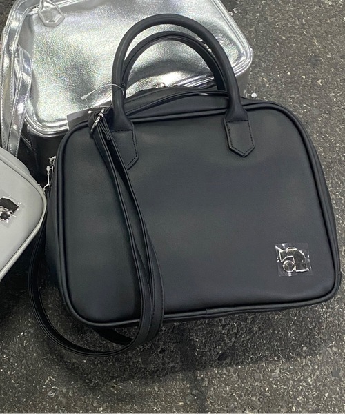 one wayザッカ（ワンウェイザッカ）の「スクエア2wayボストンバッグ（ショルダーバッグ・レディース・グレー/ピンク/ブラック/グレー系その他・FREE）」の2枚目の写真
